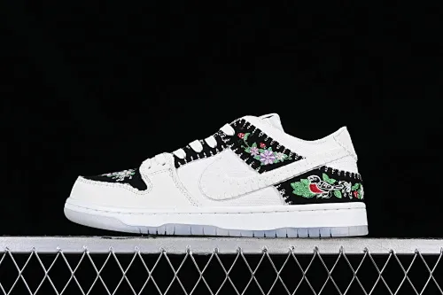 All categories Nk SB Dunk series Nk SB Dunk Low low-top sneakers Nk SB Dunk Low "N7" floral embroidery SB low-top casual sneakers FD6951-300